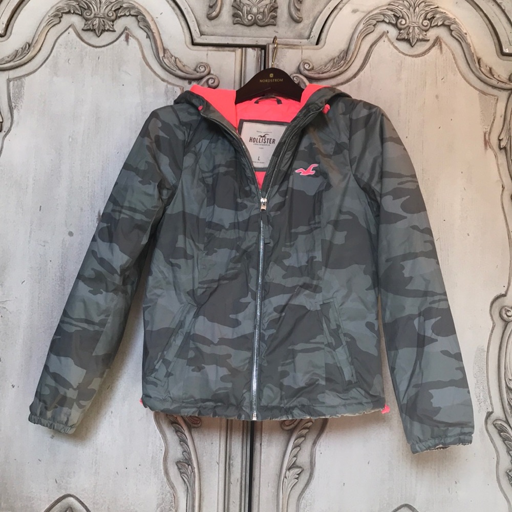Hollister Camo Jacket
